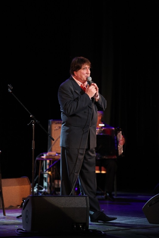 Bernard Sauvat Au Casino Du Liban